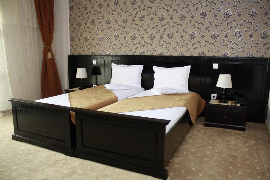 Hotel Imperium Suceava Zimmer foto